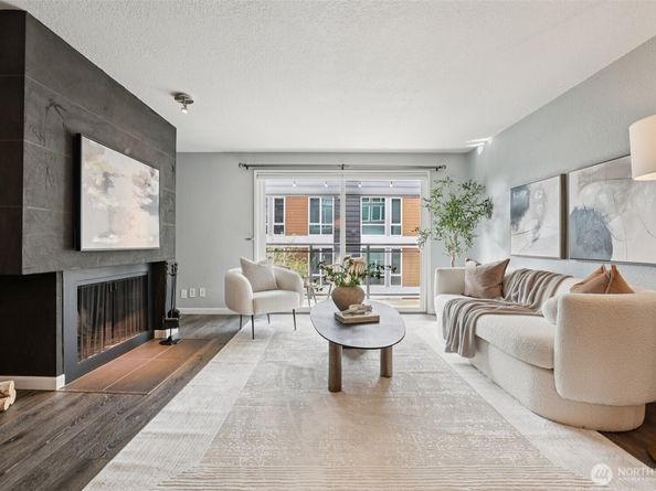 2219 14th Avenue W 304, Seattle WA 98119