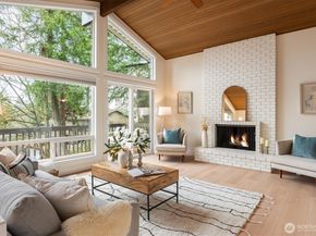 17603 NE 30th Place, Redmond WA 98052