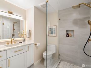 17603 NE 30th Place, Redmond WA 98052