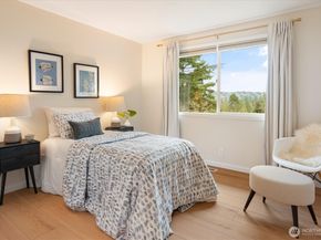 17603 NE 30th Place, Redmond WA 98052