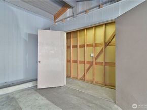 6236 NE 137th Place 229, Redmond WA 98052