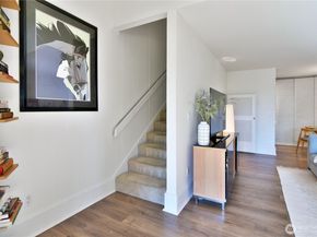 6236 NE 137th Place 229, Redmond WA 98052