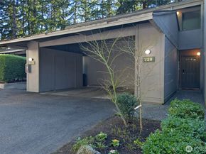 6236 NE 137th Place 229, Redmond WA 98052