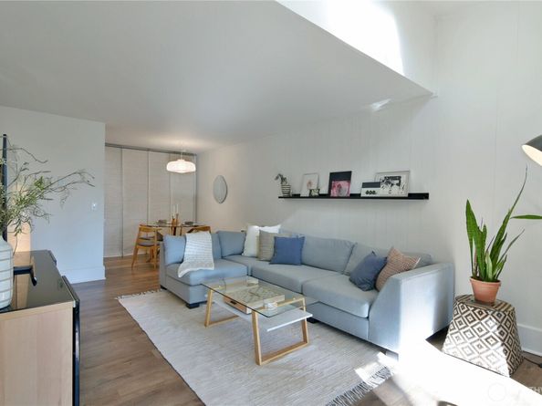 6236 NE 137th Place 229, Redmond WA 98052