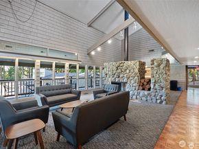 6236 NE 137th Place 229, Redmond WA 98052