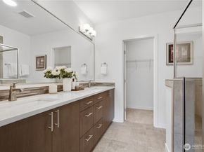 1450 157th Court NE, Bellevue WA 98008