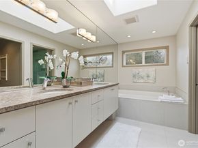 11121 NE 91st Lane, Kirkland WA 98033