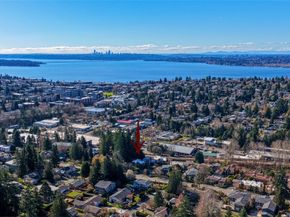 11121 NE 91st Lane, Kirkland WA 98033