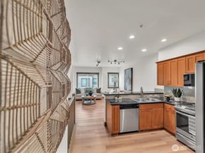 2115 201st Place SE K2, Bothell WA 98012