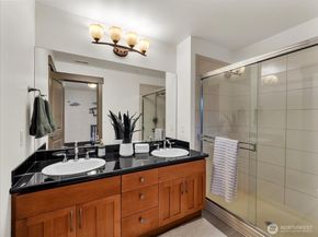 2115 201st Place SE K2, Bothell WA 98012