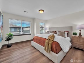 2115 201st Place SE K2, Bothell WA 98012