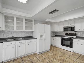 1405  Wind Cave Circle , Plano Texas 75023