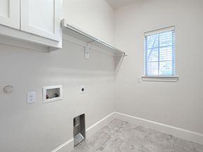 1224  Damsel Grey Trail , Lewisville Texas 75056