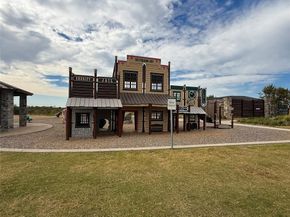 11008  Summer Rain Boulevard , Aubrey Texas 76227