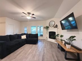 11008  Summer Rain Boulevard , Aubrey Texas 76227