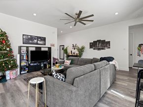 7722  Oak Garden Trail , Dallas Texas 75232