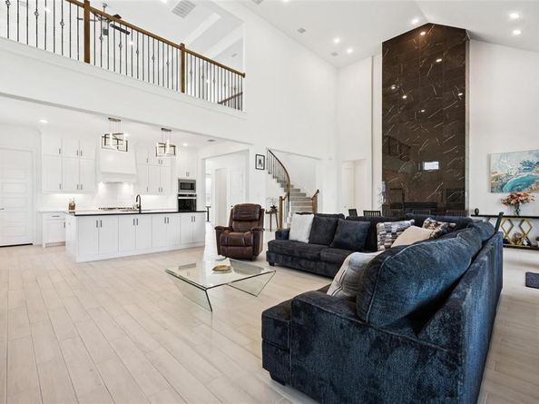 6805  Lost Falls Drive , Flower Mound Texas 76226