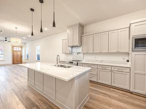 2613  Walker Street , Fort Worth Texas 76105