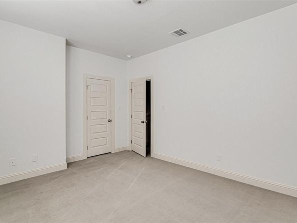 3155 N Glen Garden Drive N 3155, Fort Worth Texas 76119