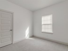 3155 N Glen Garden Drive N 3155, Fort Worth Texas 76119