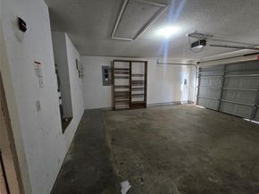 8012  Ashridge Road , Fort Worth Texas 76134