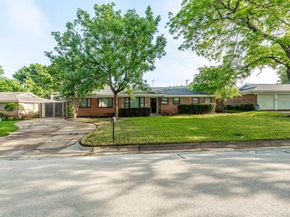 600  Circleview Drive N, Hurst Texas 76054