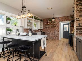 1401  5th Avenue , Fort Worth Texas 76104