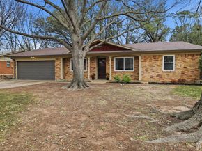 1900  Malone Street , Denton Texas 76201