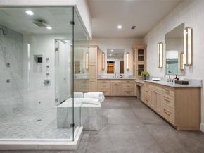 11219  Leachman Circle , Dallas Texas 75229