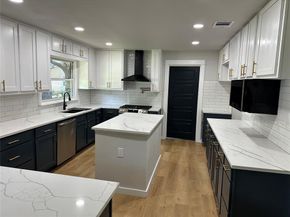 149  Parkwood Avenue , Arlington Texas 76013