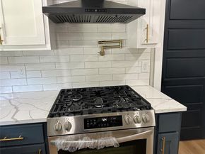 149  Parkwood Avenue , Arlington Texas 76013