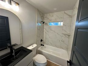 149  Parkwood Avenue , Arlington Texas 76013