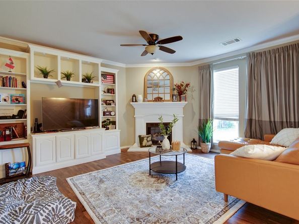 3833  Wellsburg Way , Fort Worth Texas 76244