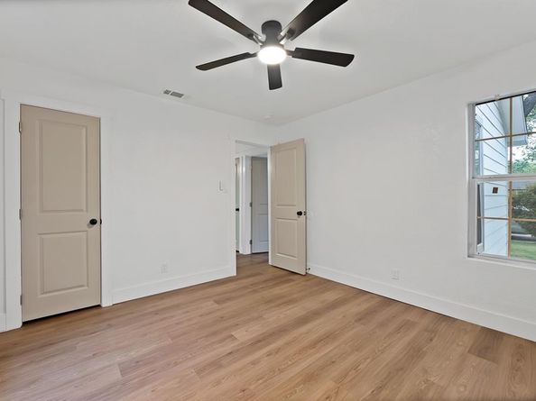 4248  Lorin Avenue , Fort Worth Texas 76105