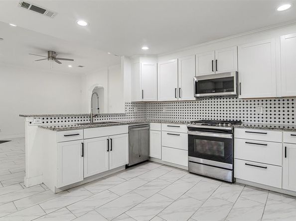 7137  John T White Road , Fort Worth Texas 76120