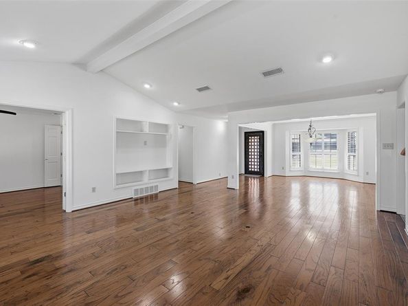 3824  Brookhaven Circle , Fort Worth Texas 76109
