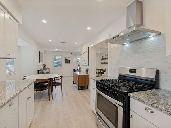 7022  Kiva Lane , Dallas Texas 75227