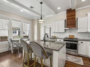 214 S Montclair Avenue , Dallas Texas 75208