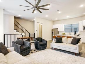 2512  Carolwood Lane , Dallas Texas 75212