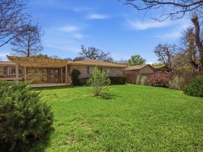 800  Brownstone Street , Euless Texas 76039