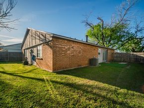 6802  Blackberry Drive , Arlington Texas 76016