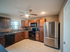 6802  Blackberry Drive , Arlington Texas 76016