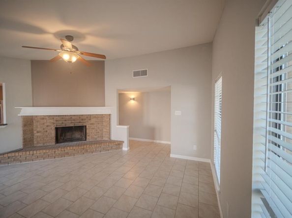 6802  Blackberry Drive , Arlington Texas 76016