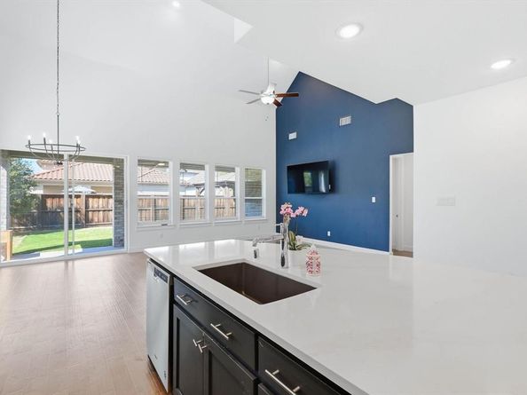 922  Leola Lane , Allen Texas 75013