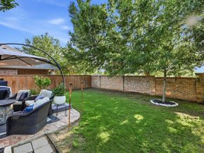 377  Kirby Drive , Lantana Texas 76226