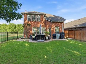 377  Kirby Drive , Lantana Texas 76226