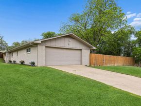 3840  Walton Avenue , Fort Worth Texas 76133