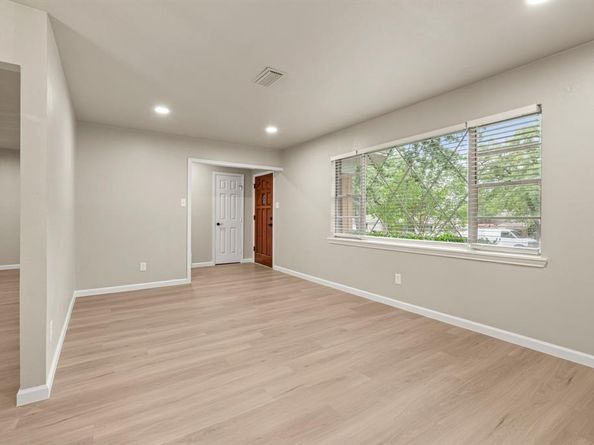 7337  Ellis Road , Fort Worth Texas 76112