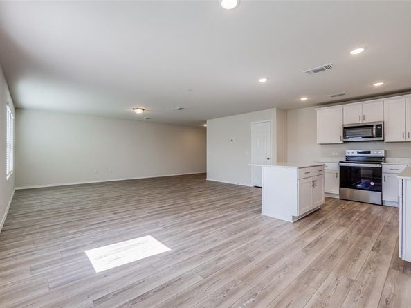 877  Table Rock Street , Princeton Texas 75407