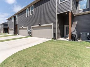 532 E 2nd Street , Irving Texas 75060